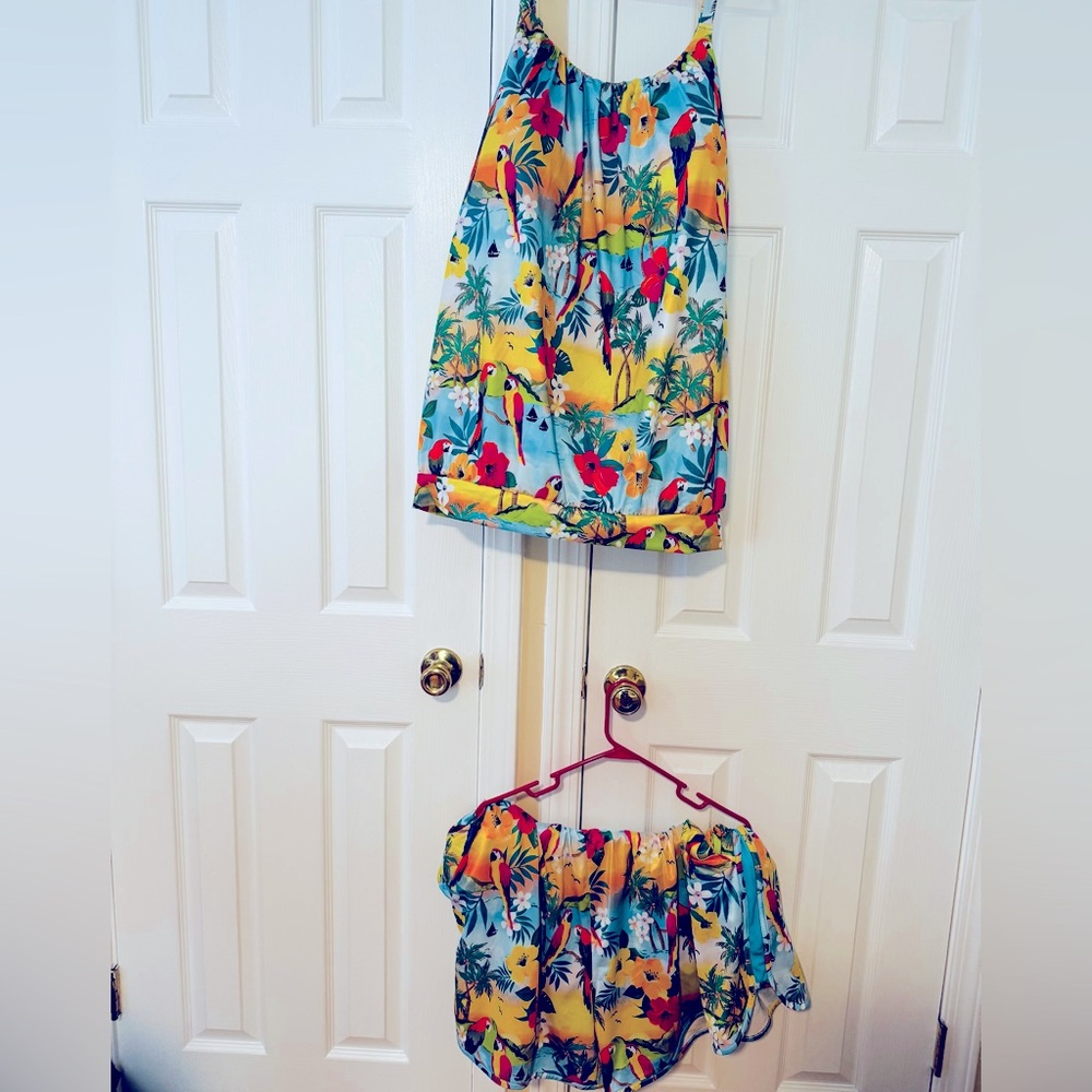 Lane Bryant NWOT swimsuit shorts top. Tropical flowers bird 28/30 plus women